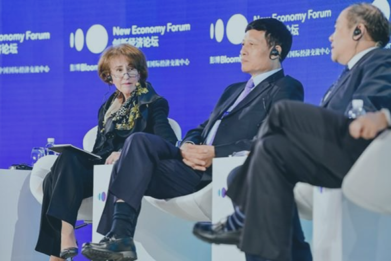 Bloomberg New Economy Forum. (bloombergneweconomy)